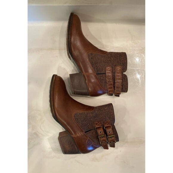 Cat Women’s Boots Brown Tweed Top Has Buckles Size 8 WIDE Stacked Heel Booties - Picture 6 of 8